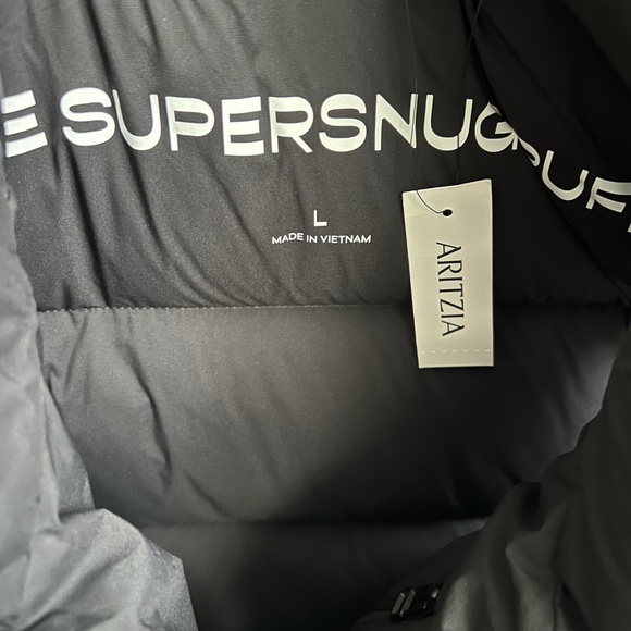 Aritzia Supersnug Puff Vest - Black Size L - Picture 4 of 4